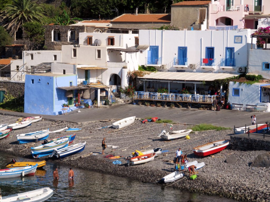 Spiaggia del Porto Filicudi